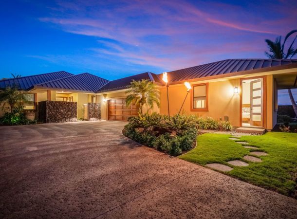 wp-content/uploads/Why-Vacation-Rentals-Are-Better-Than-Hotels-in-Hawaiia-scaled.jpg